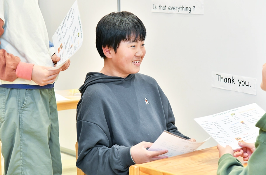 「学ぶ」から「自己表現」へ!世界と未来について知り、発信しようのイメージ